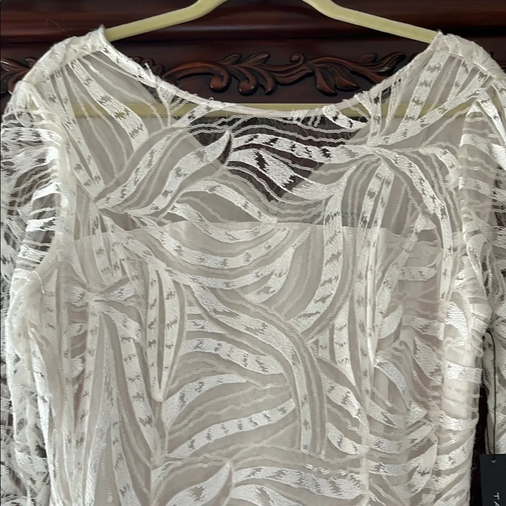 Tahari White Long Sleeve Lace Dress sz 12 - Picture 5 of 5